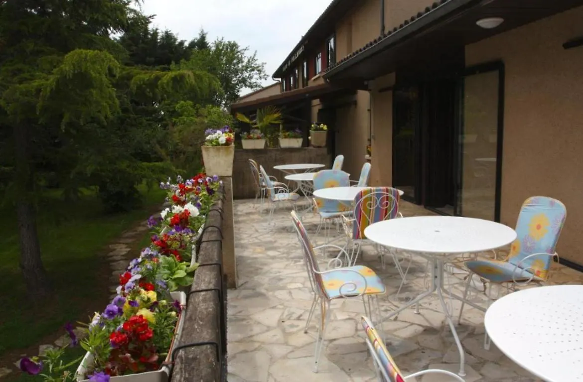 Hotel Logis Relais de Frejeroques à Foissac