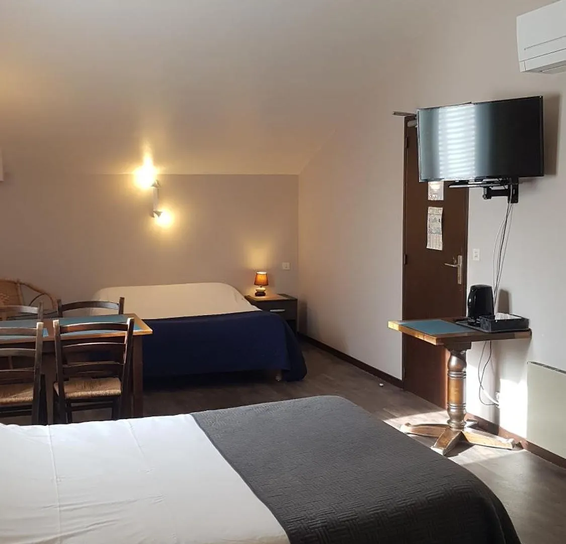 Hotel Logis Relais de Frejeroques à Foissac