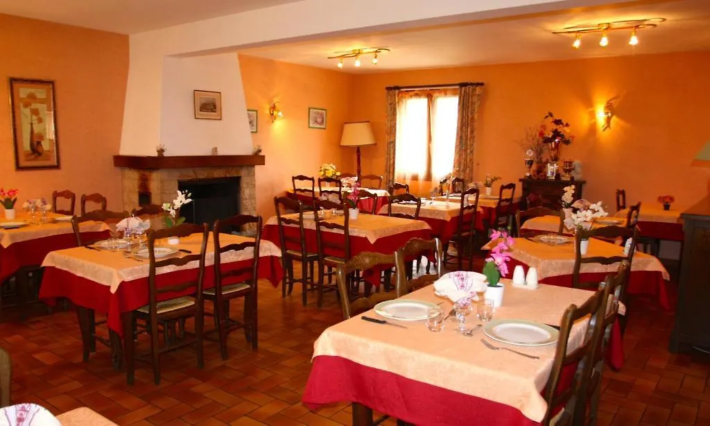 Hotel Logis Relais de Frejeroques à Foissac